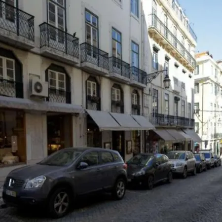 דירה Traveling To Chiado
