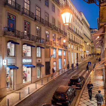 Traveling To Chiado * Lisbona